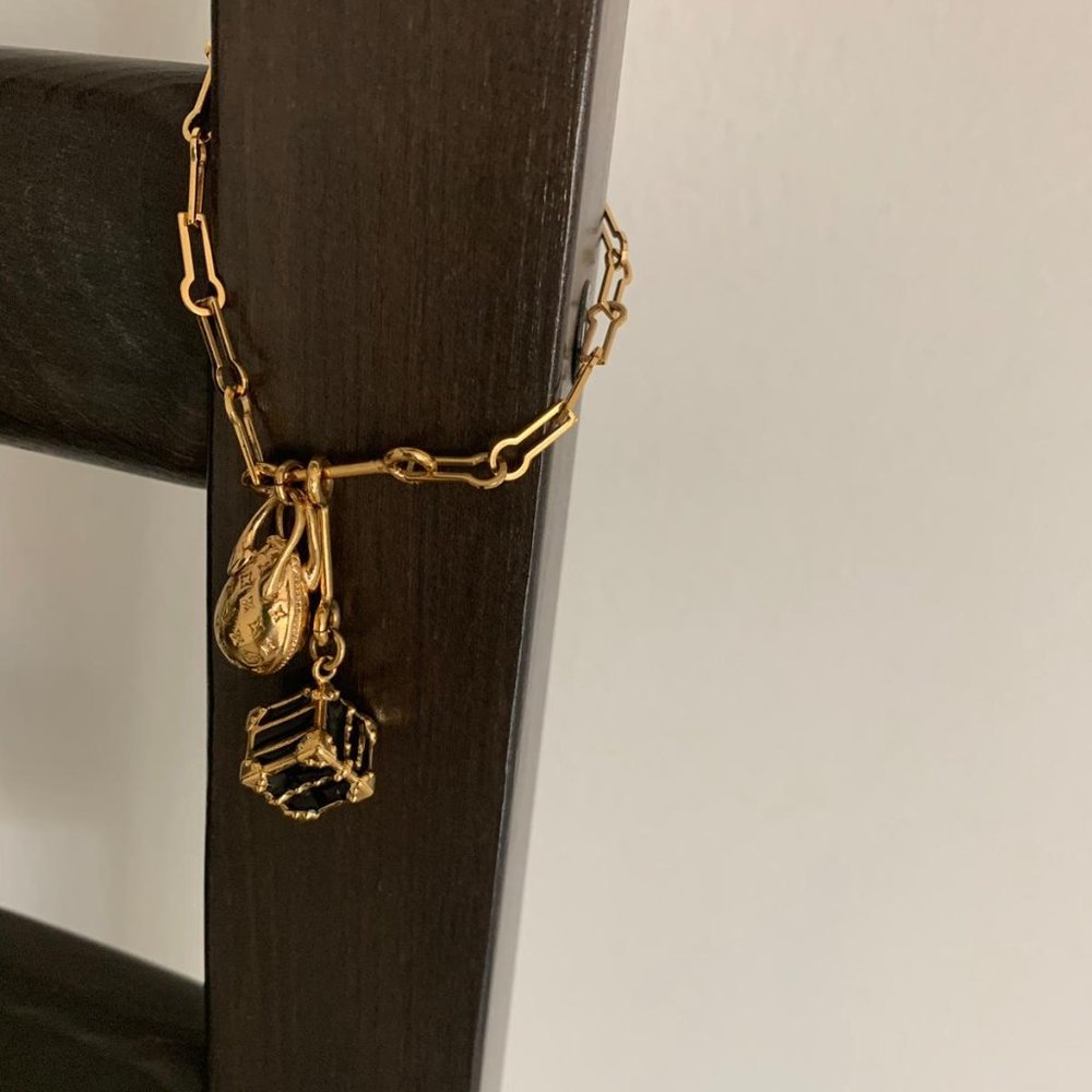 LOUIS VUITTON GOLD BRACELET
